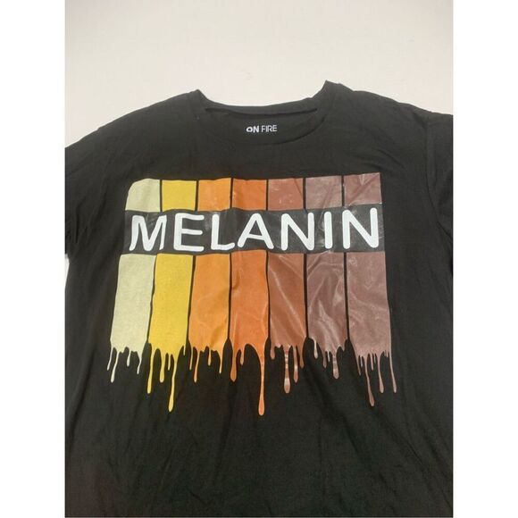 Melanin Graphic Afrocentric T-shirt - Picture 2 of 3